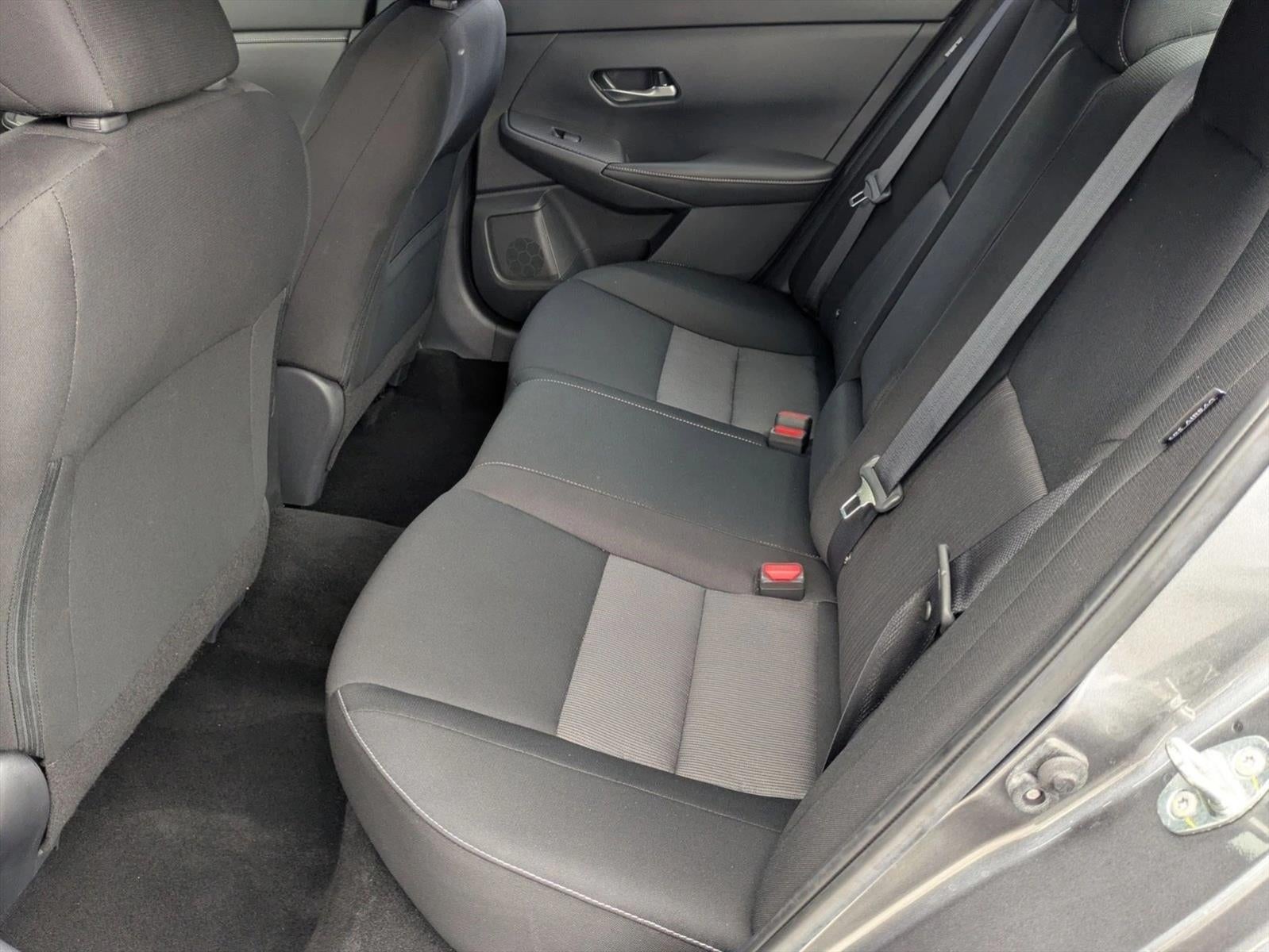 2022 Nissan Sentra SV CVT