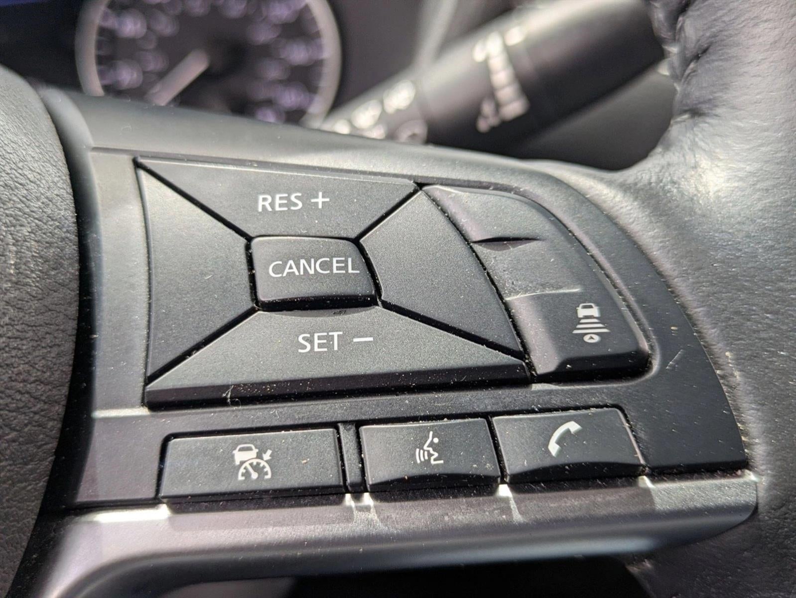 2022 Nissan Sentra SV CVT