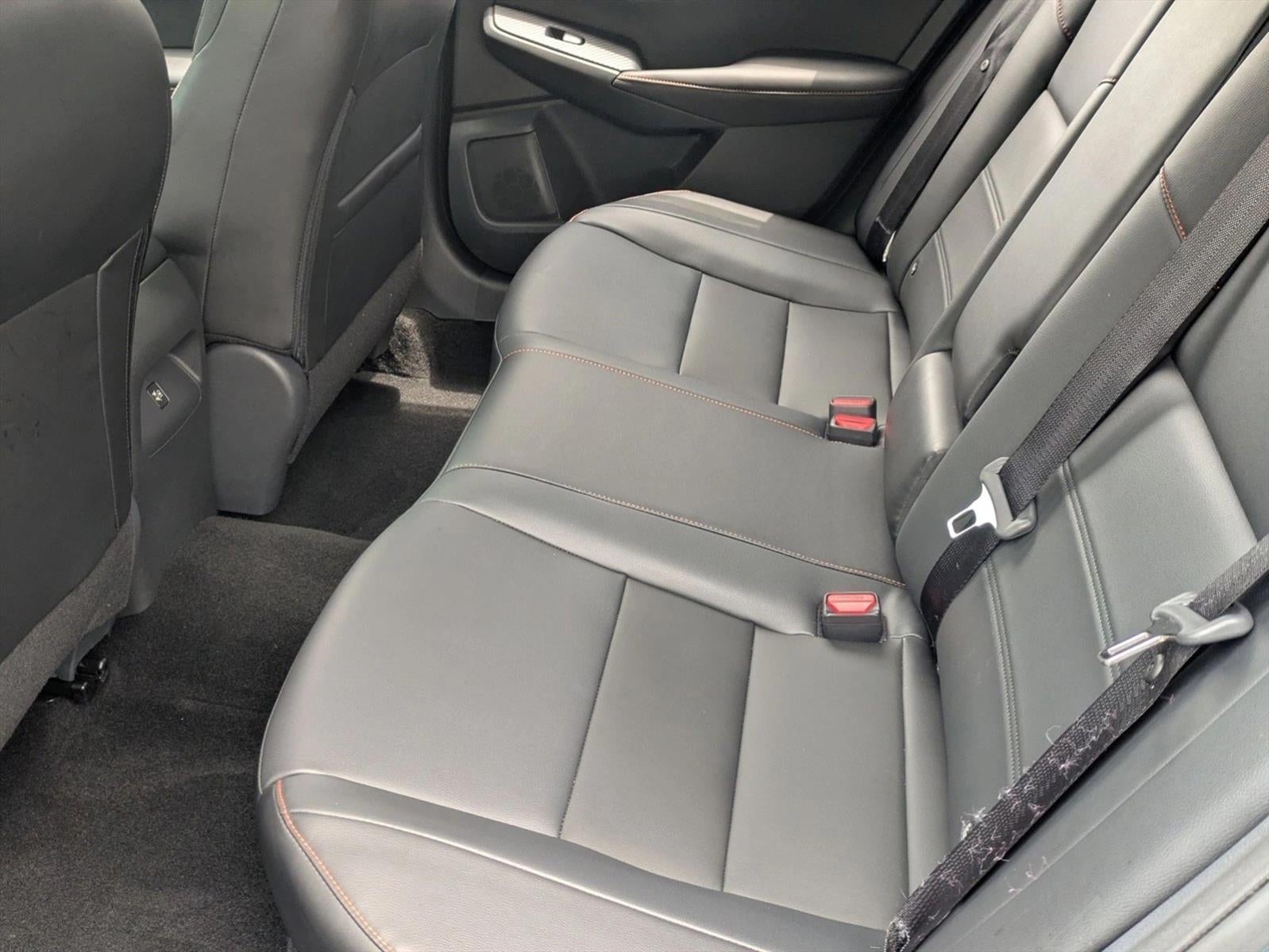 2025 Nissan Sentra SR CVT
