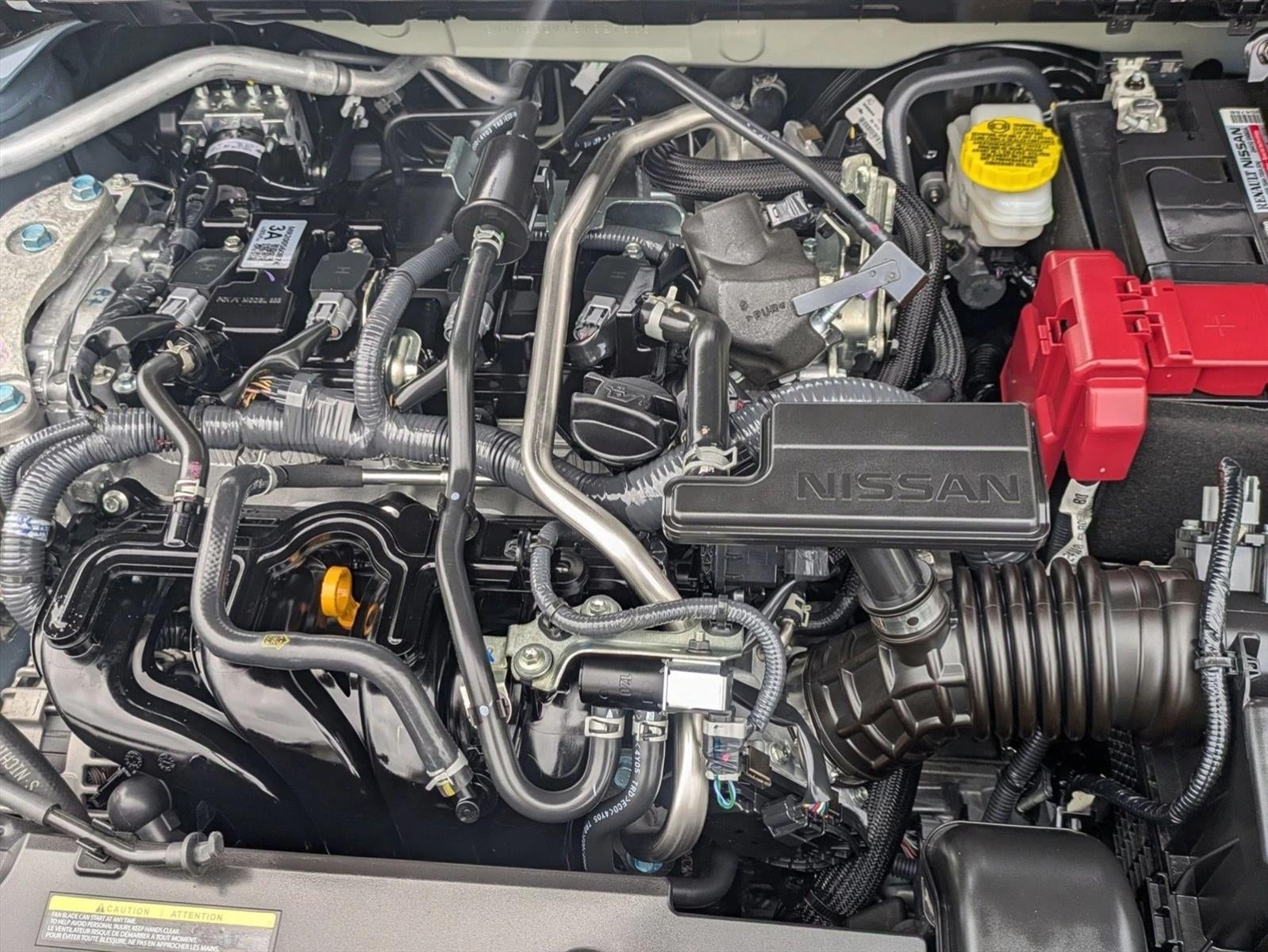 2025 Nissan Sentra SR CVT