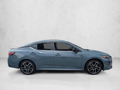 2025 Nissan Sentra SR CVT