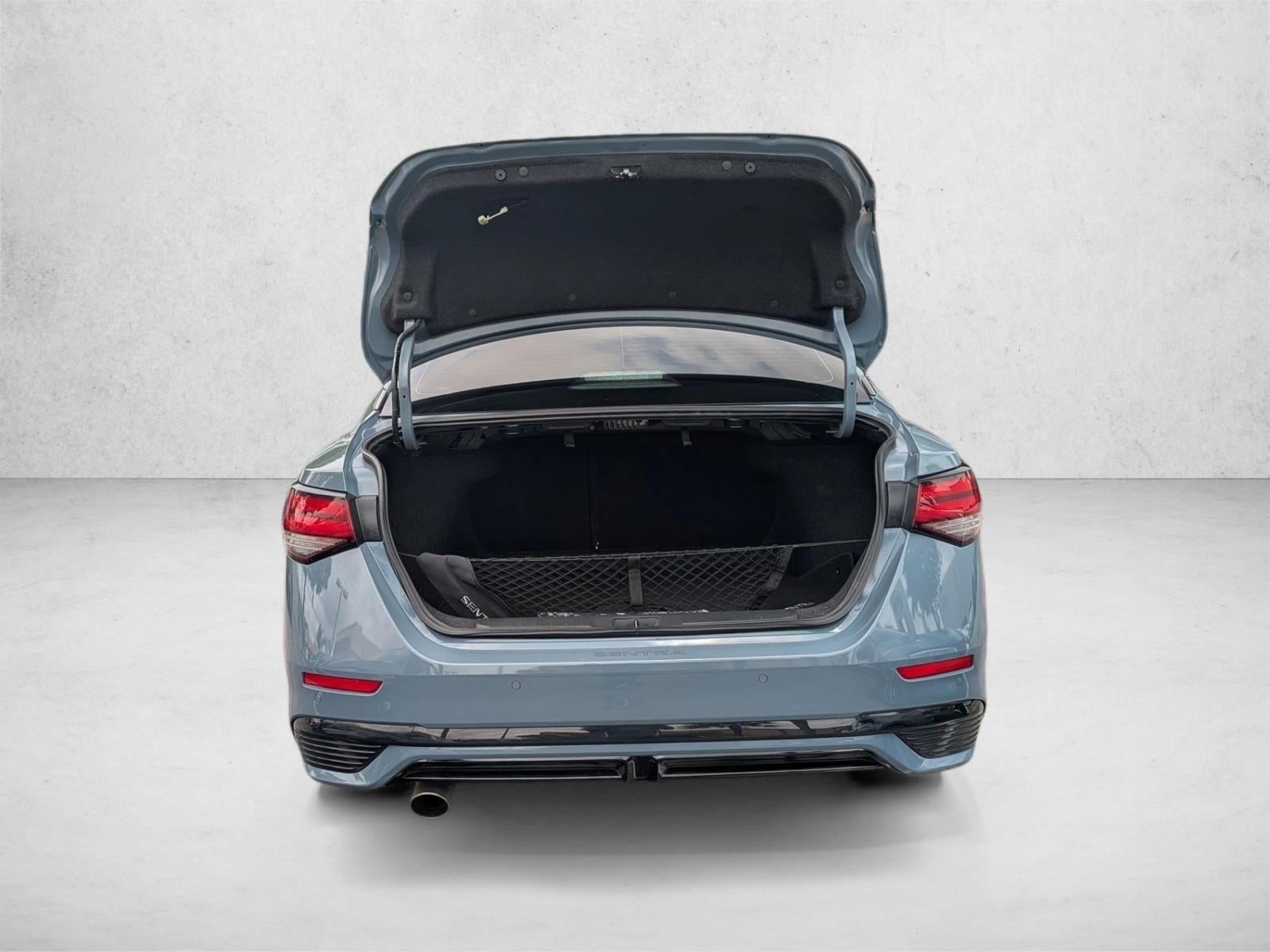 2025 Nissan Sentra SR CVT