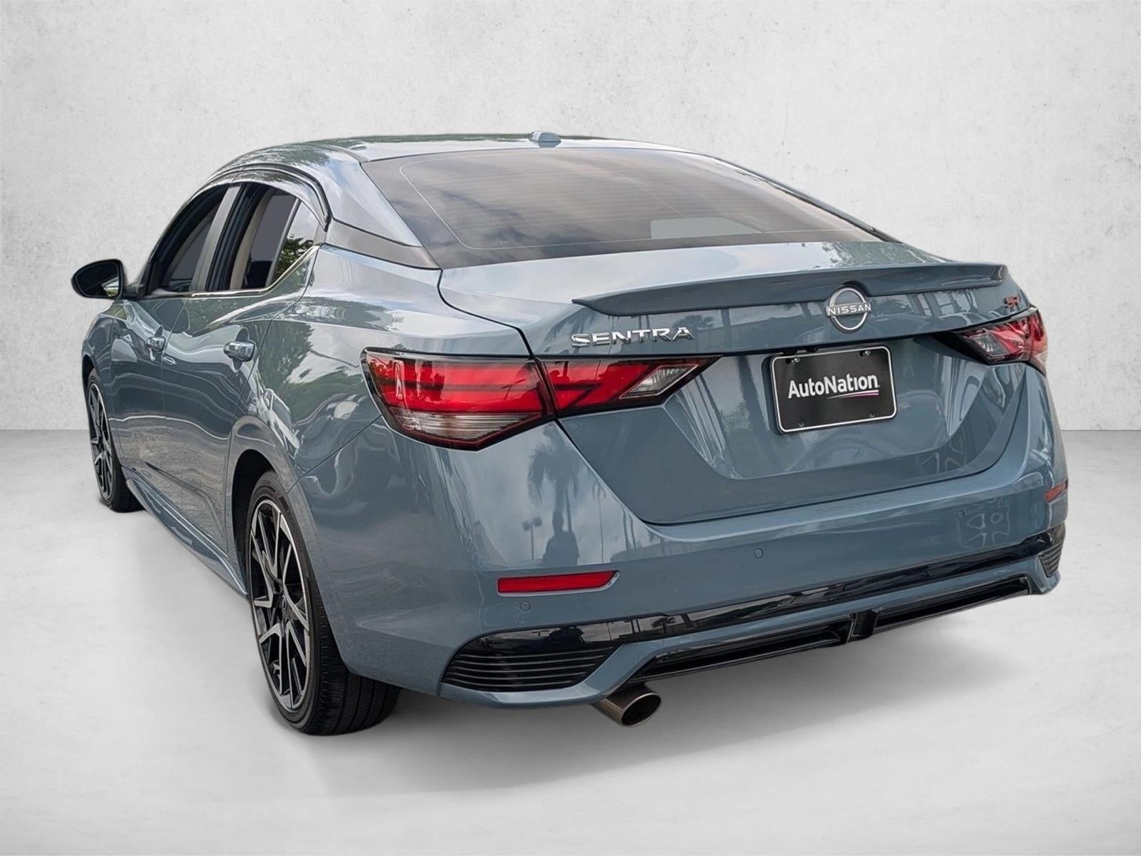 2025 Nissan Sentra SR CVT