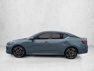 2025 Nissan Sentra SR CVT