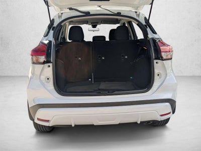 2023 Nissan Kicks SV FWD