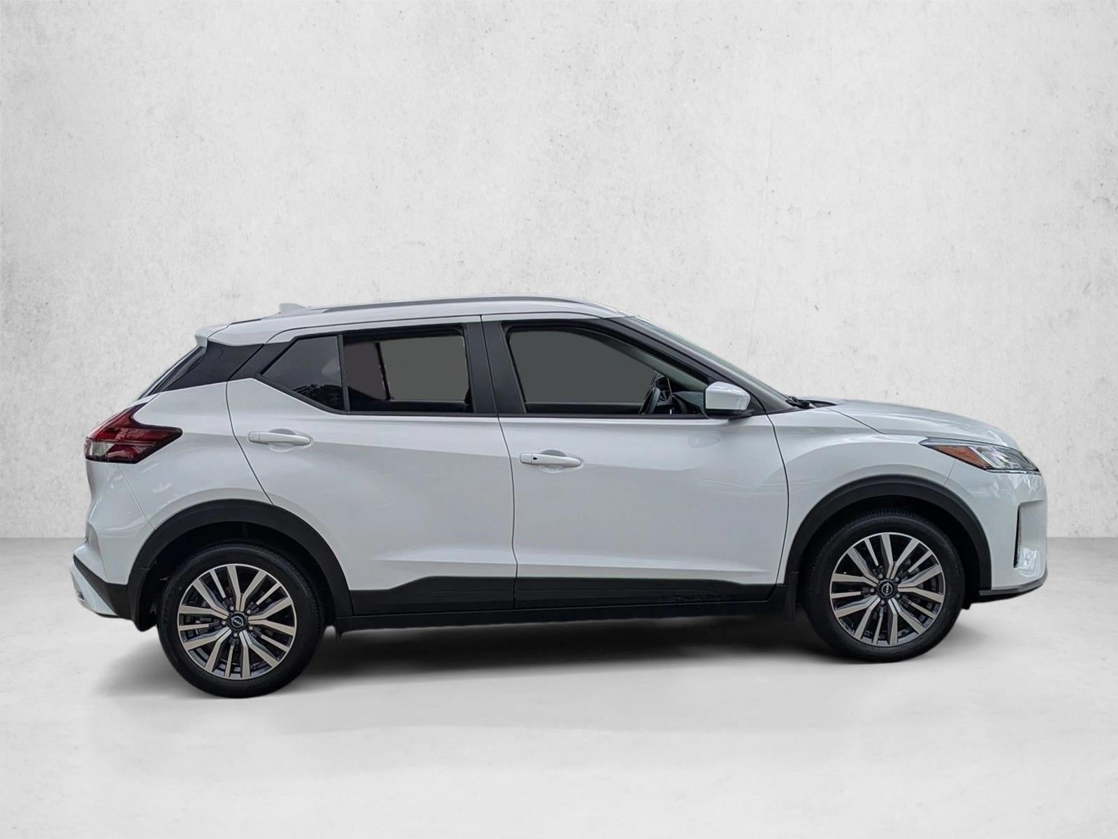 2023 Nissan Kicks SV FWD