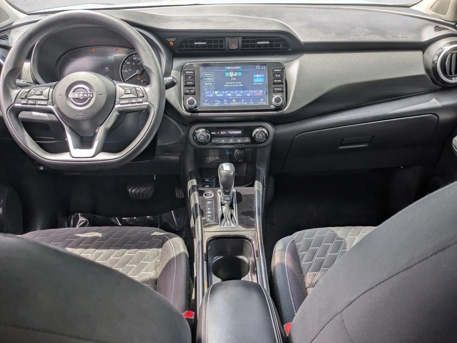 2022 Nissan Kicks SV FWD