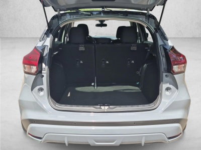 2023 Nissan Kicks SV FWD