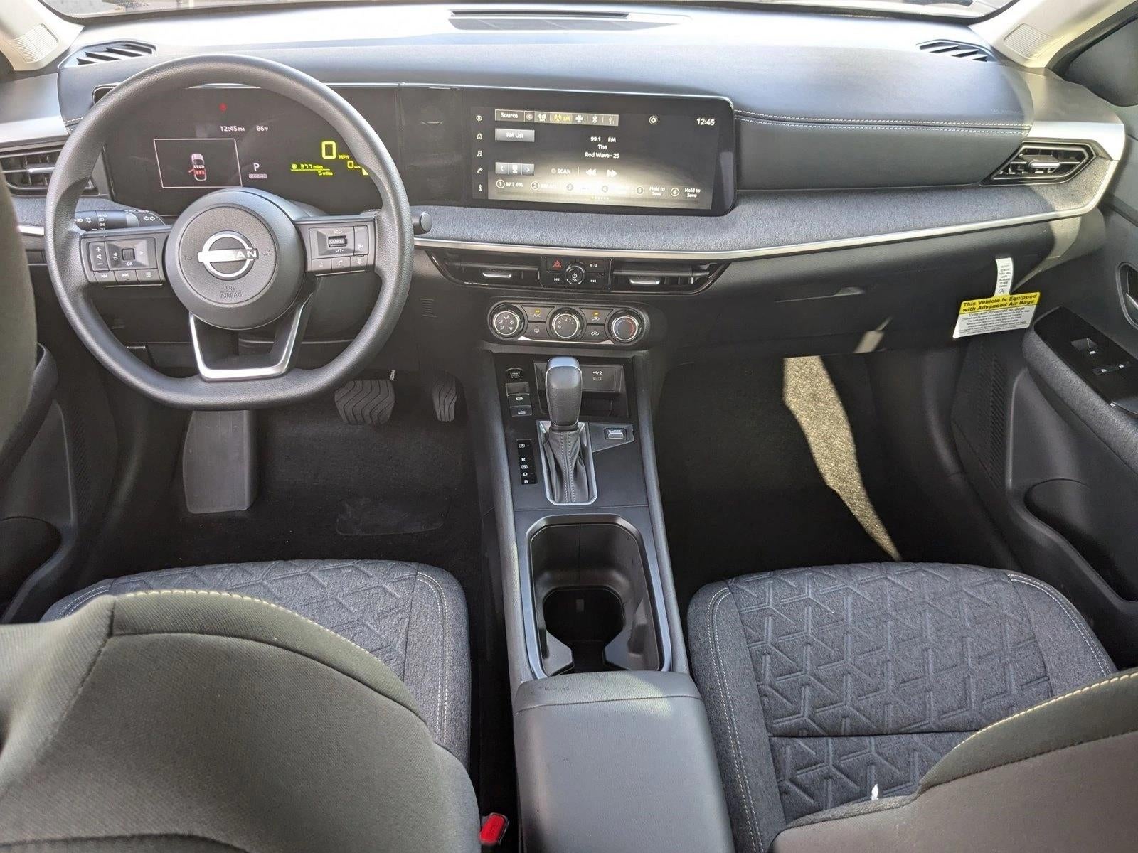 2025 Nissan Kicks SV FWD