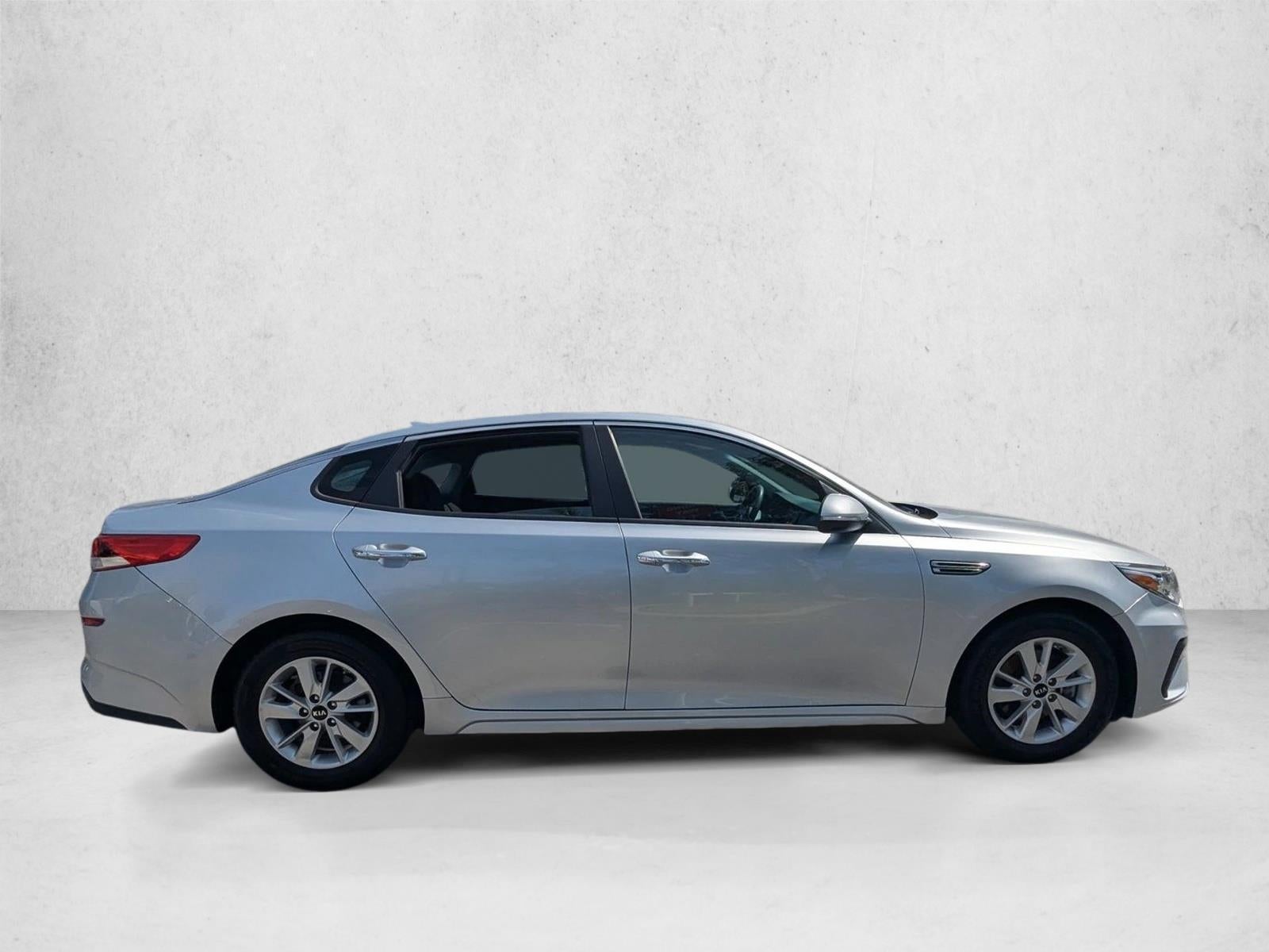 2019 Kia Optima LX Auto