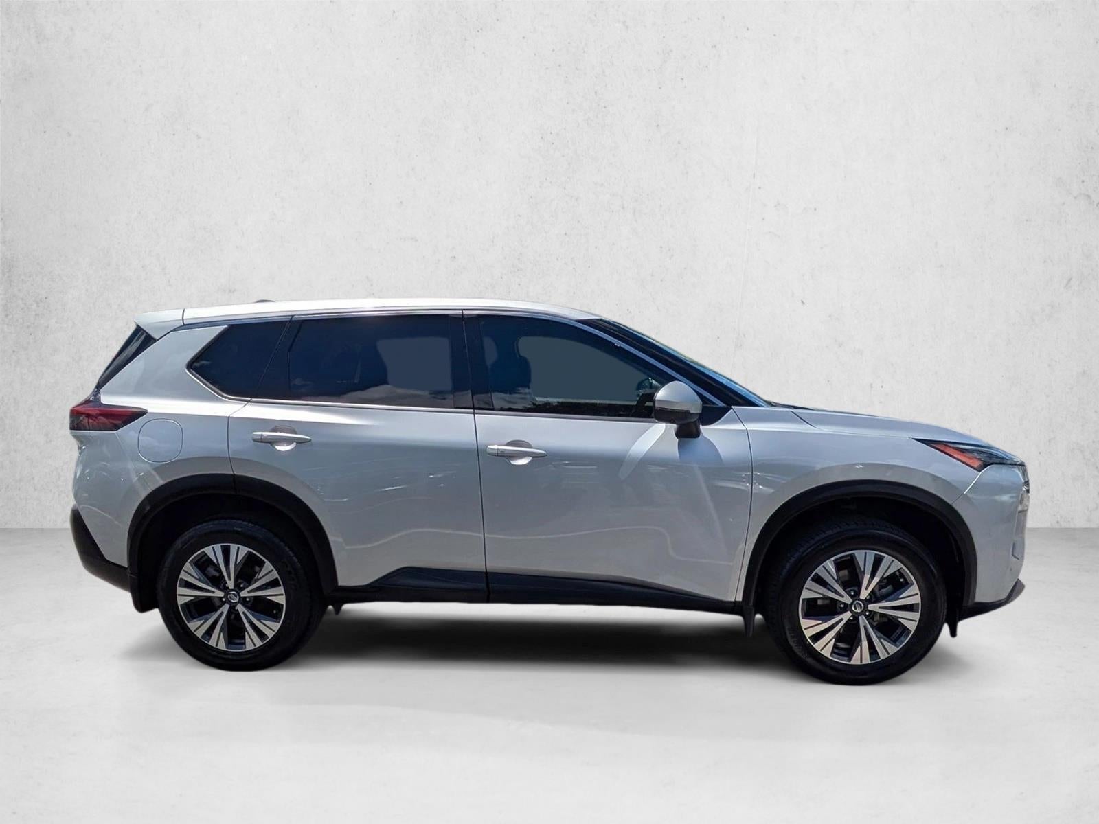 2021 Nissan Rogue FWD SV