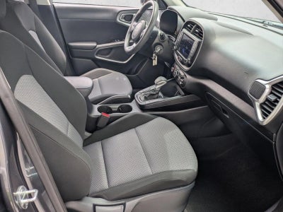 2023 Kia Soul LX IVT