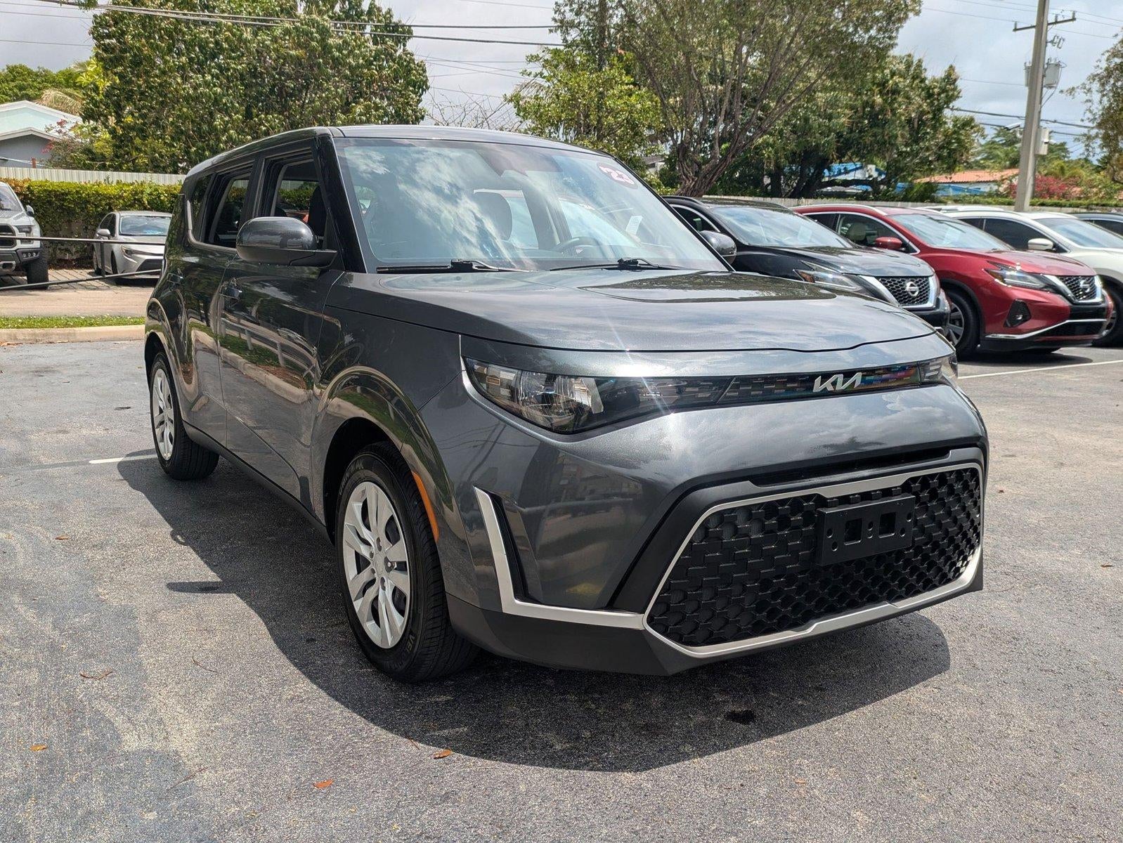 2023 Kia Soul LX IVT