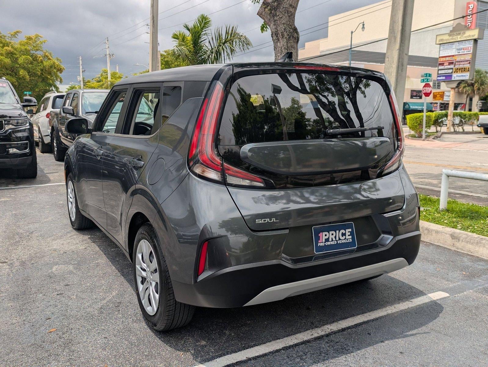 2023 Kia Soul LX IVT