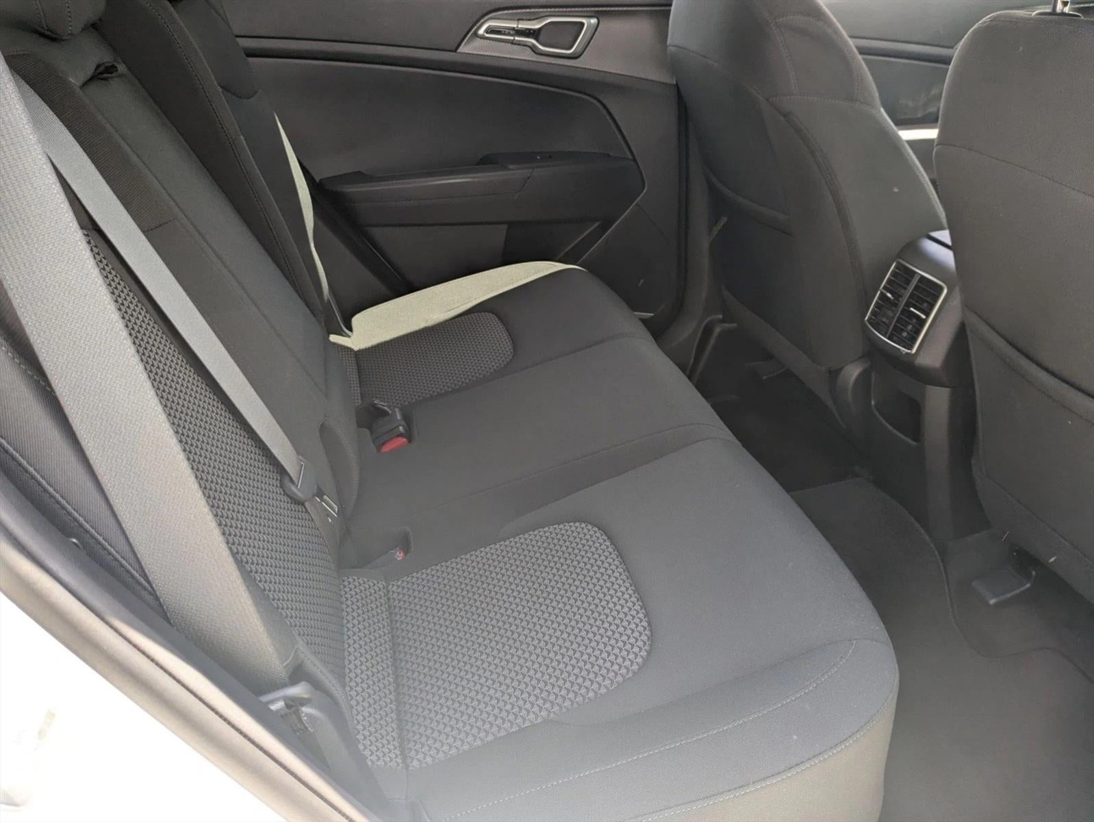 2023 Kia Sportage Hybrid LX FWD