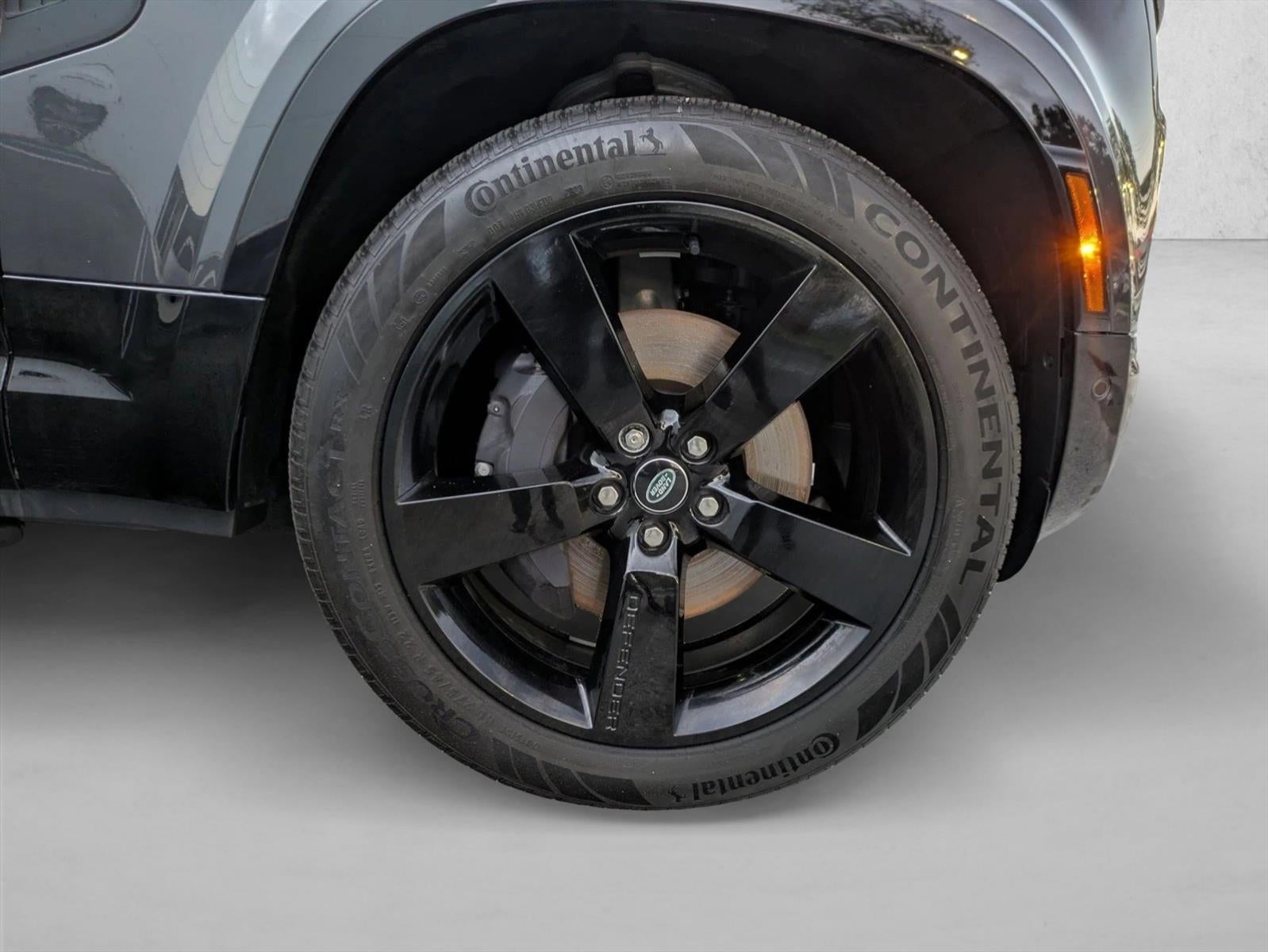 2024 Land Rover Defender 110 P400 X-Dynamic SE
