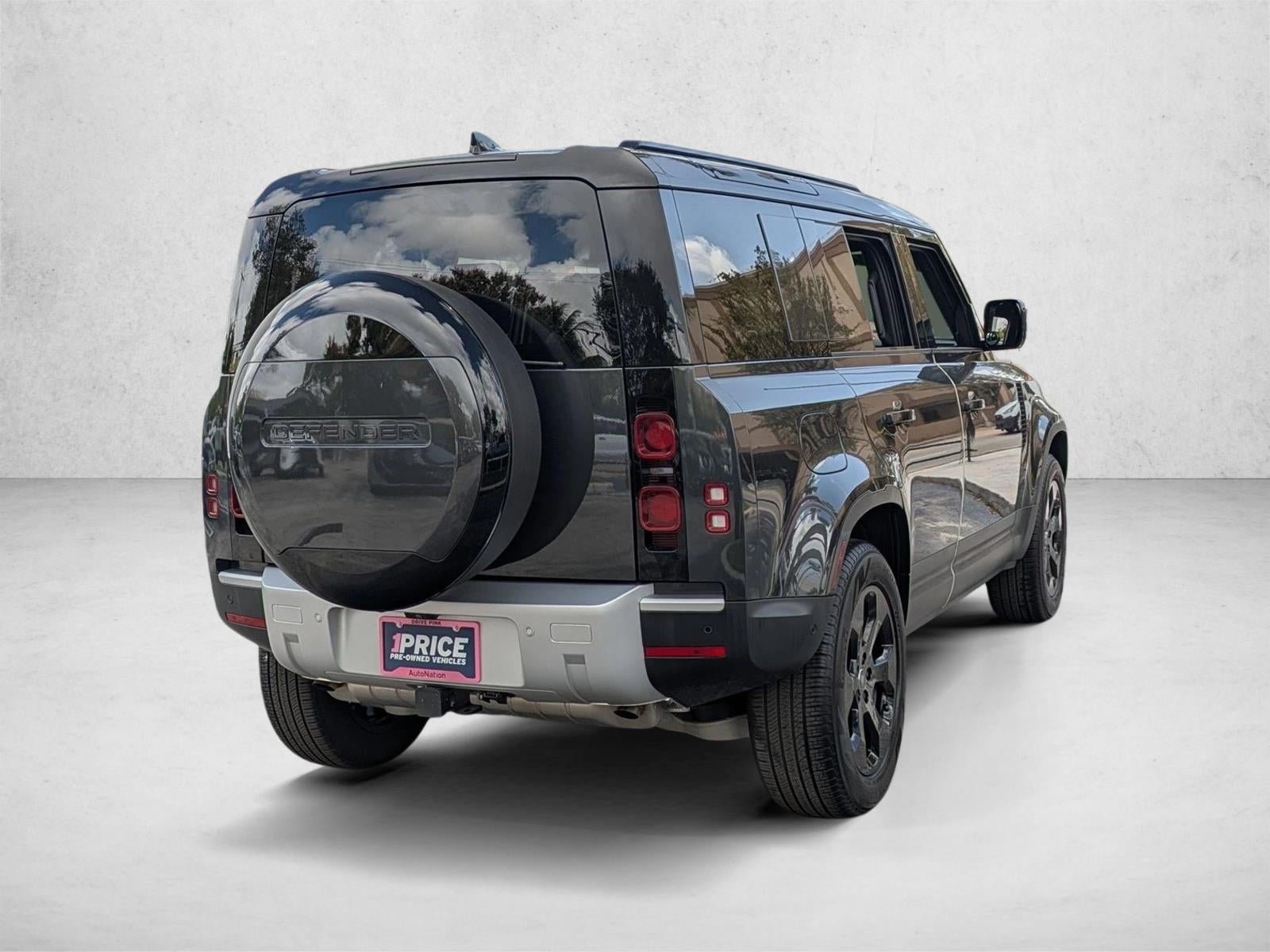 2025 Land Rover Defender 110 P400 S