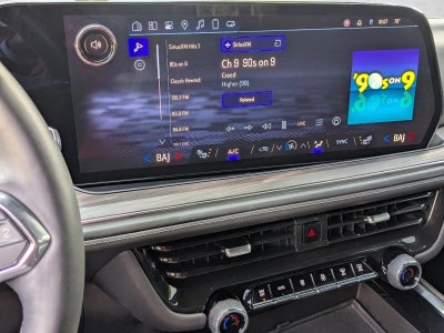 2025 Chevrolet Suburban 2WD LT