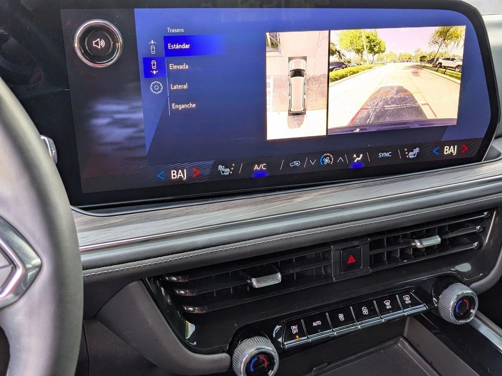 2025 Chevrolet Suburban 2WD LT