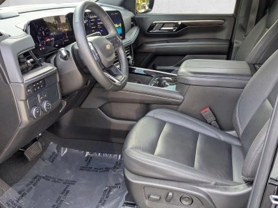 2025 Chevrolet Suburban 2WD LT