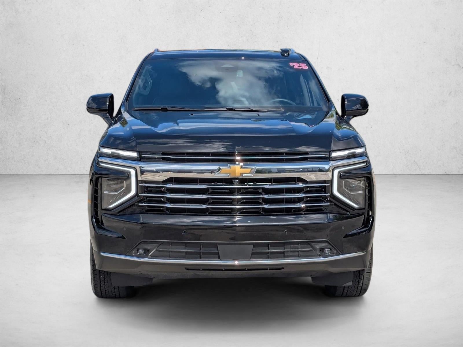 2025 Chevrolet Suburban 2WD LT