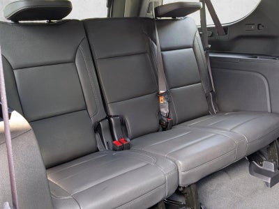 2025 Chevrolet Suburban 2WD LT