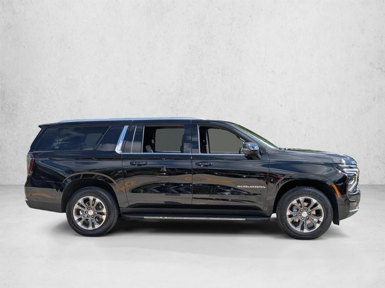 2025 Chevrolet Suburban 2WD LT
