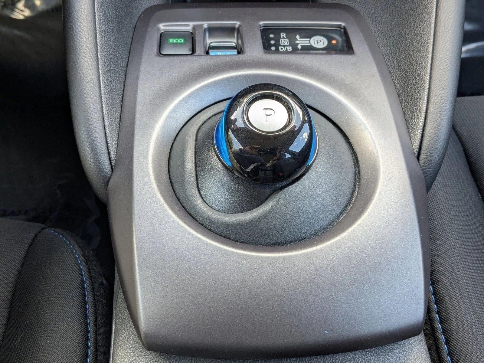 2023 Nissan LEAF S Hatchback