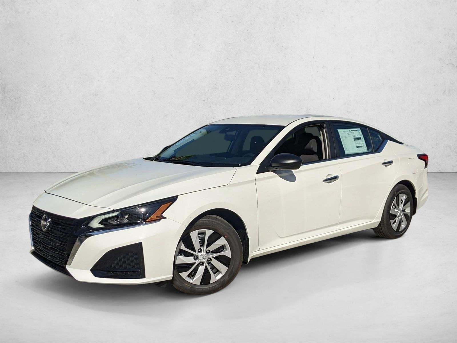 2025 Nissan Altima S FWD