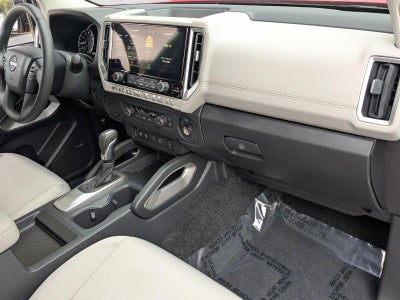 2025 Nissan Frontier Crew Cab 4x2 SV