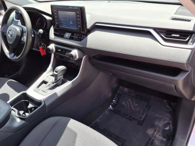 2019 Toyota RAV4 LE FWD (GS)