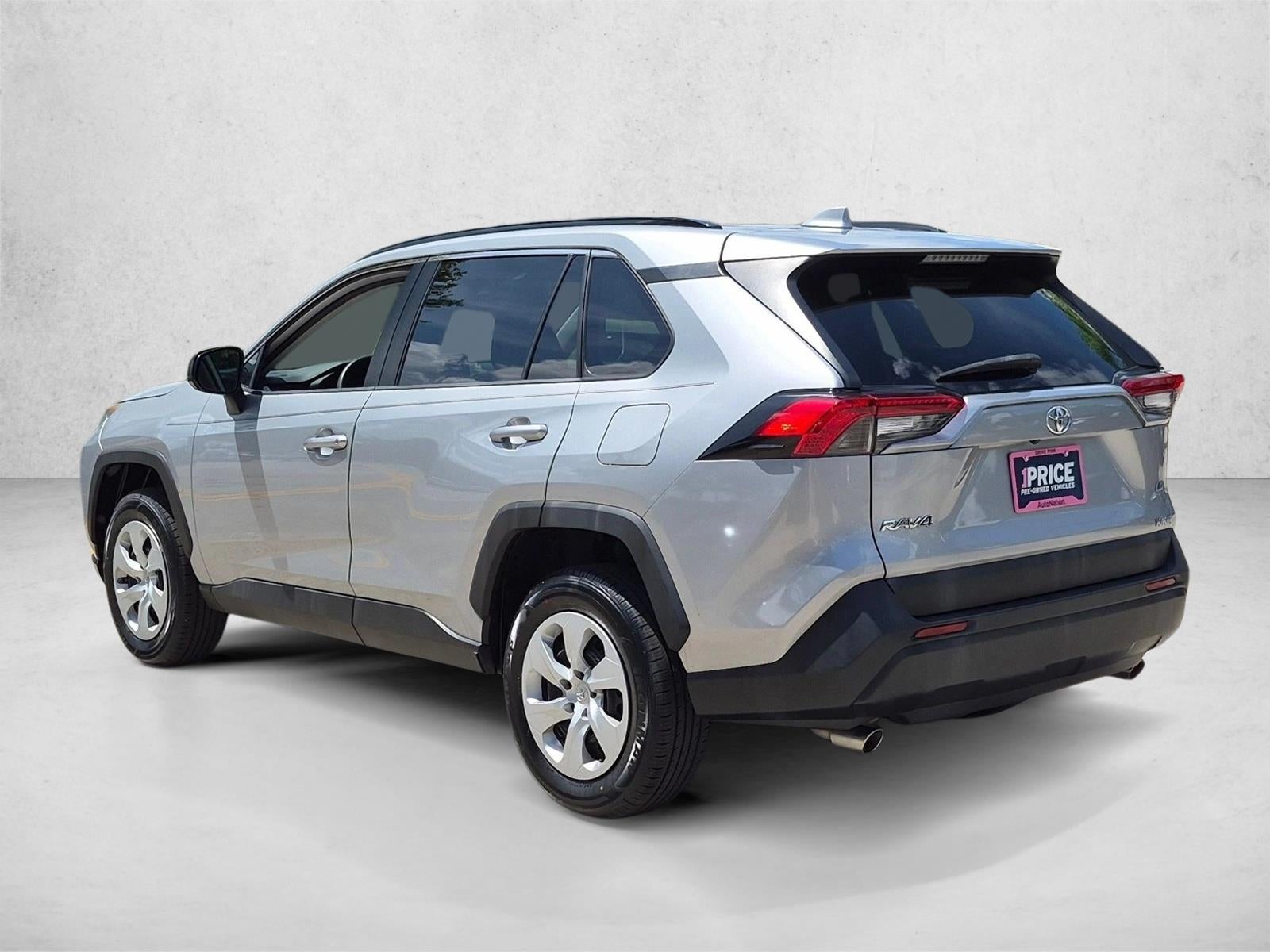 2019 Toyota RAV4 LE FWD (GS)