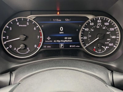 2025 Nissan Sentra SR CVT