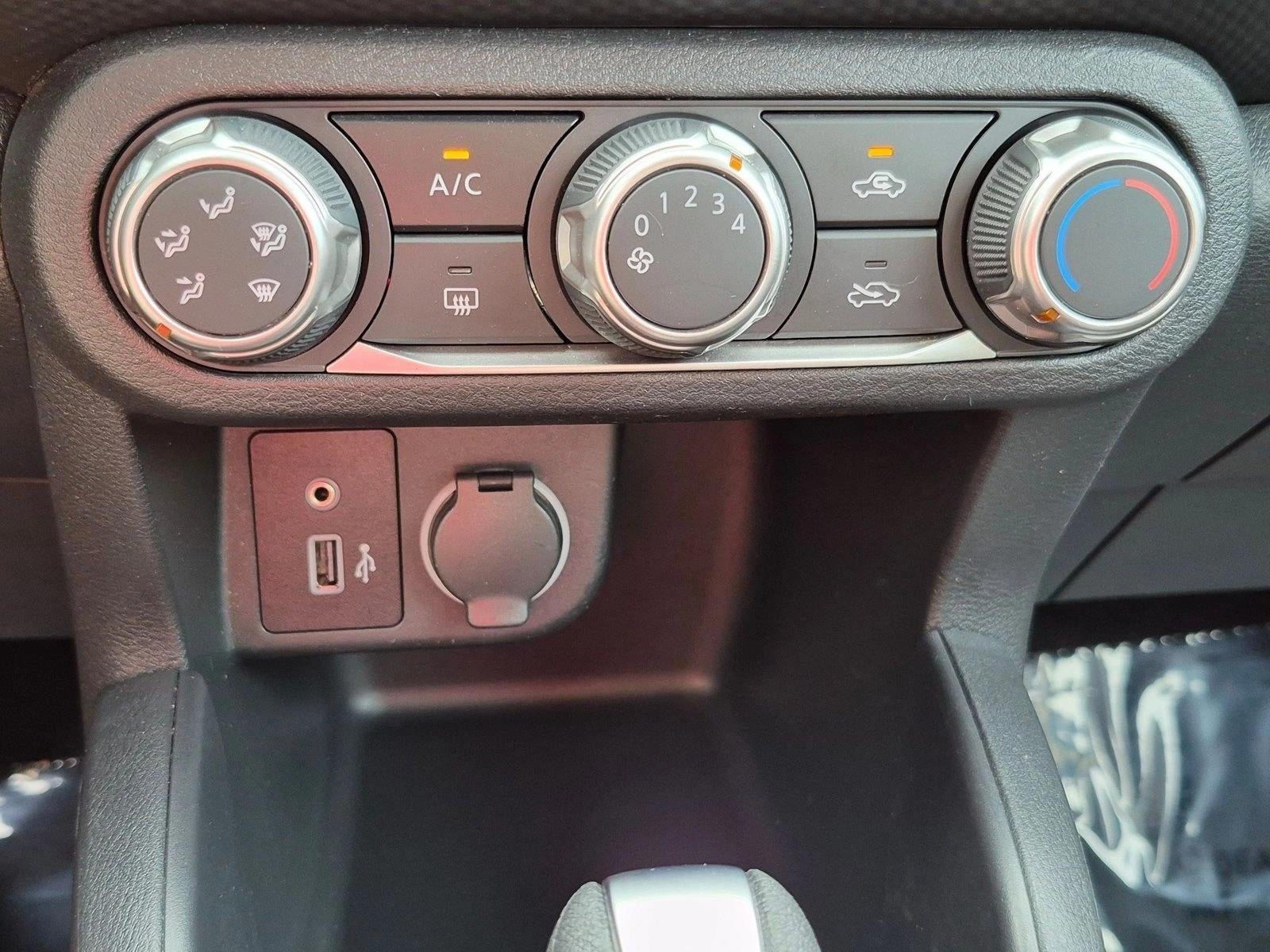 2023 Nissan Kicks S FWD