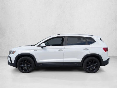 2023 Volkswagen Taos SE 4MOTION *Ltd Avail*