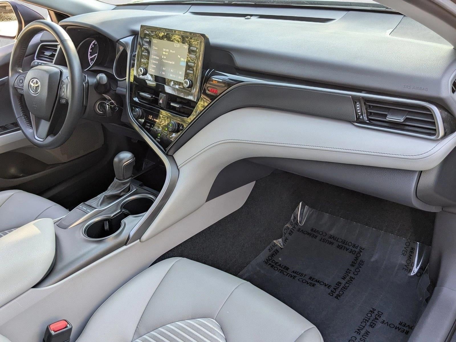 2023 Toyota Camry SE Auto (SE)