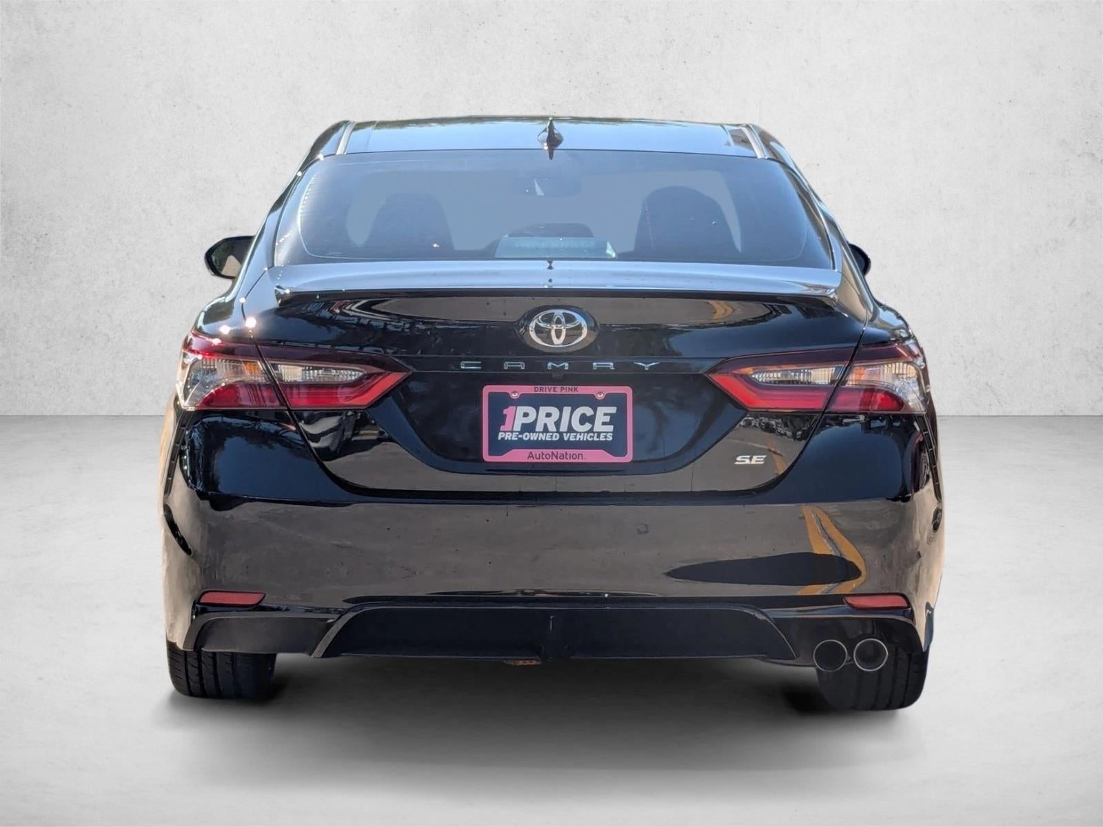 2023 Toyota Camry SE Auto (SE)