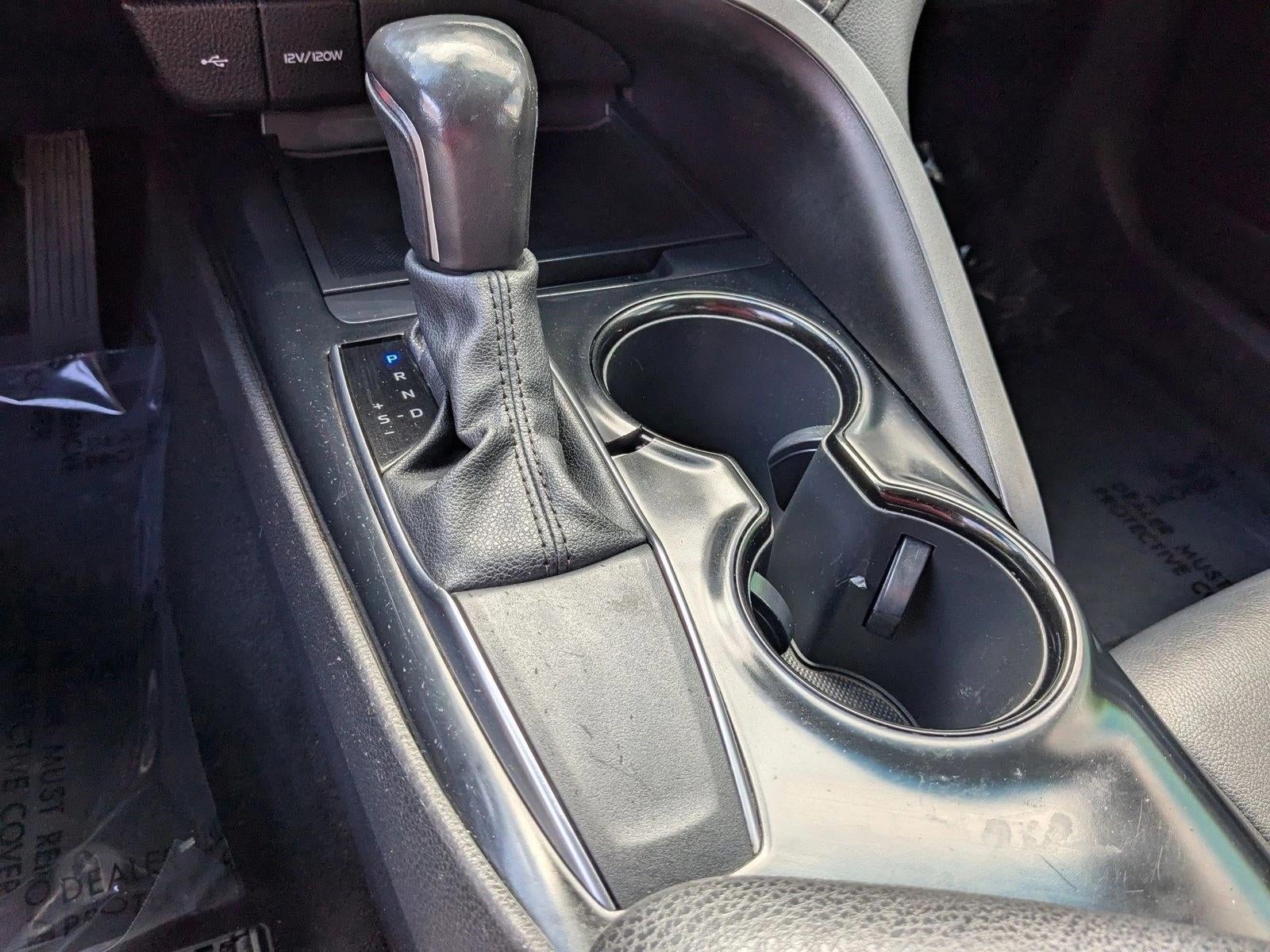 2020 Toyota Camry SE Auto (Natl)