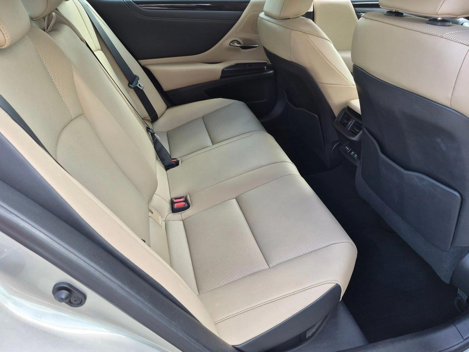 2021 Lexus ES 300h FWD