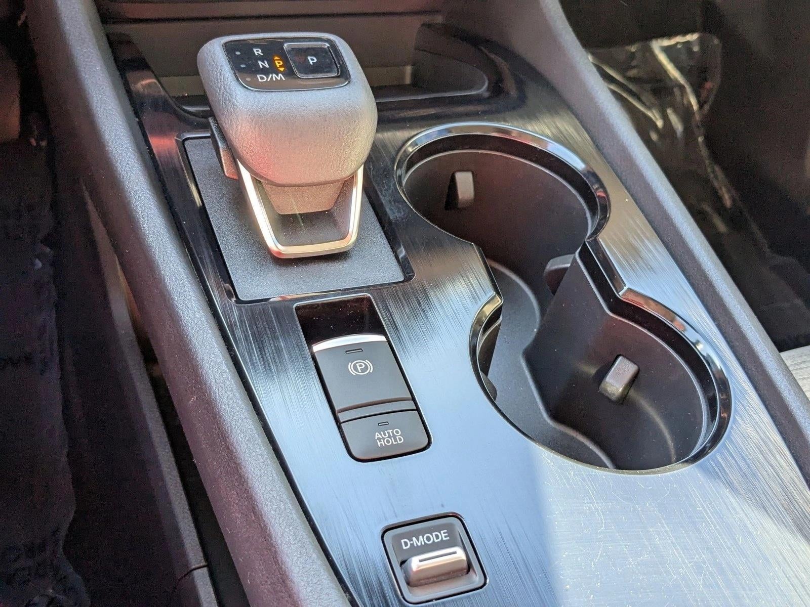 2022 Nissan Rogue FWD SV