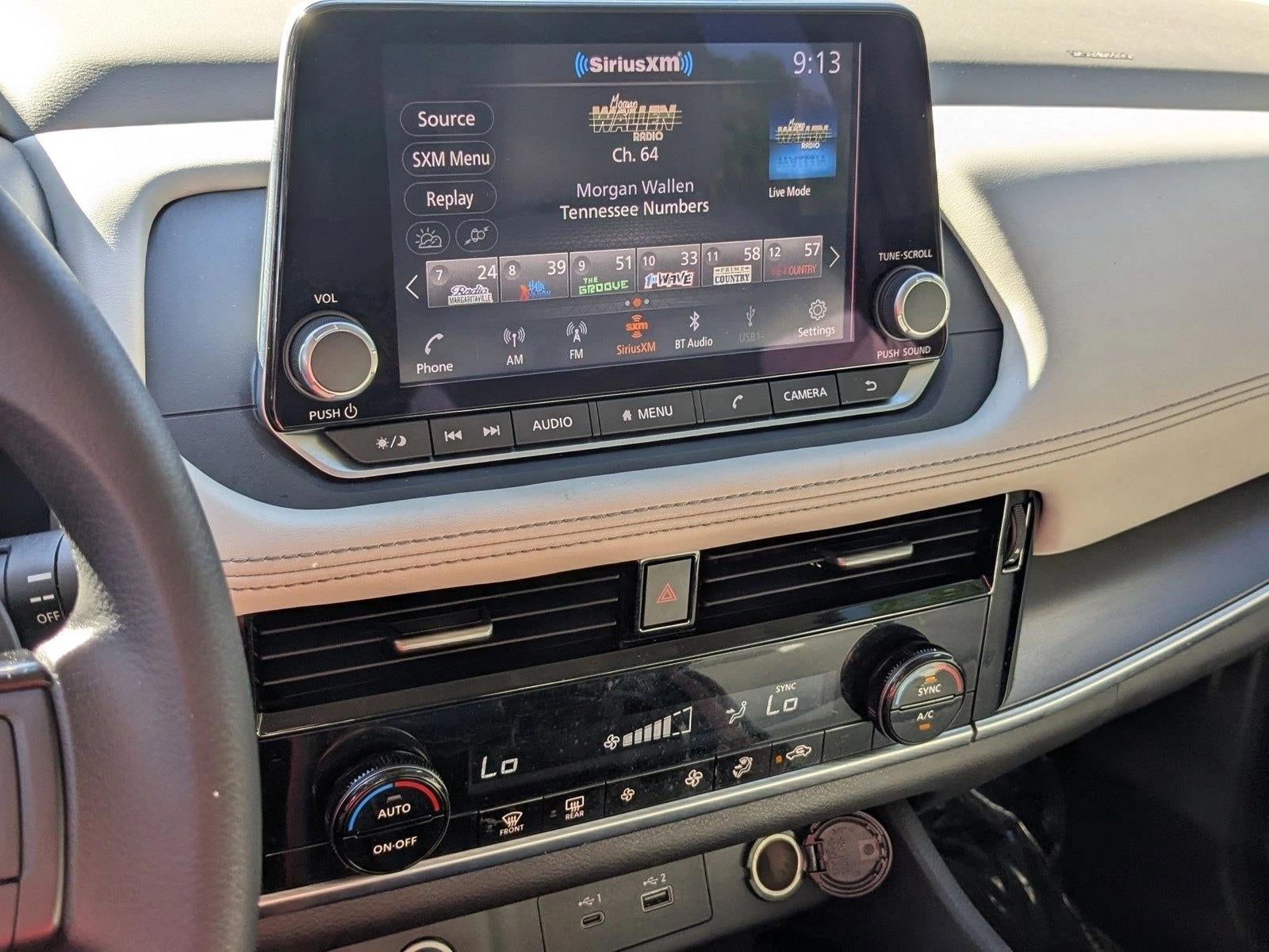 2022 Nissan Rogue FWD SV