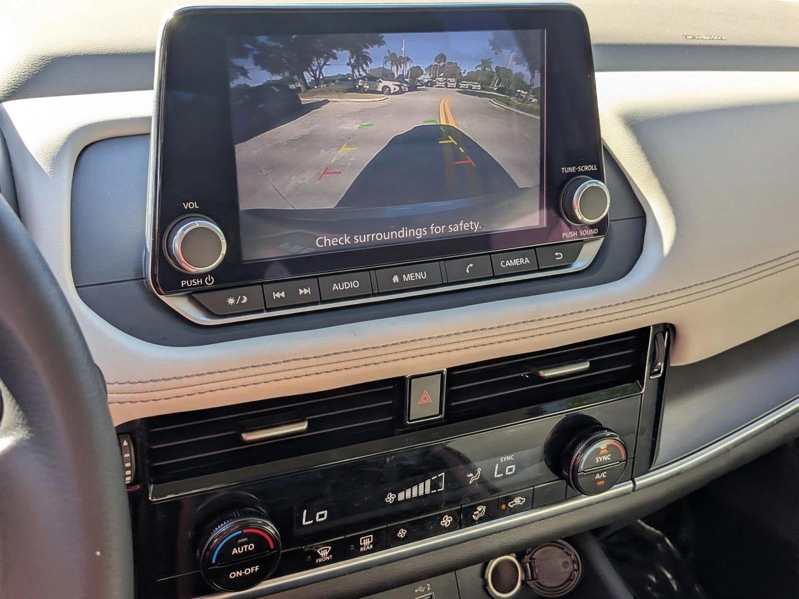 2022 Nissan Rogue FWD SV