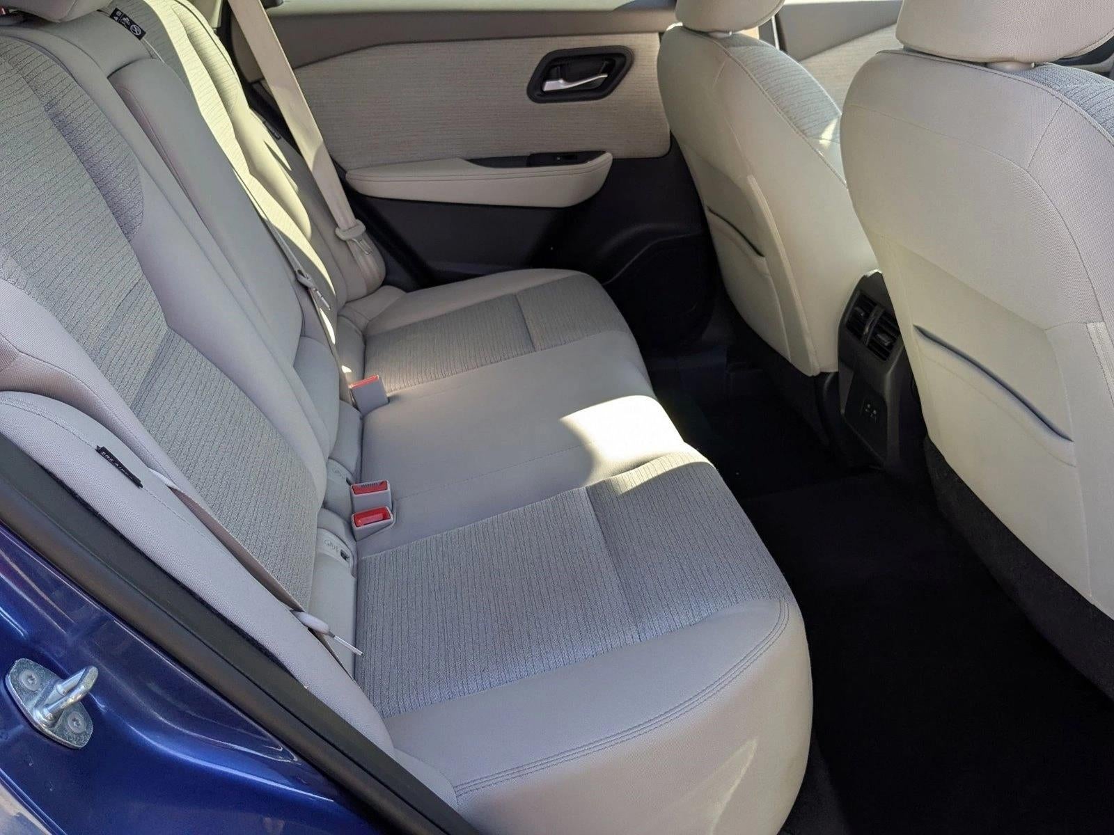 2022 Nissan Rogue FWD SV
