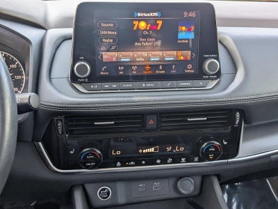 2022 Nissan Rogue FWD SV