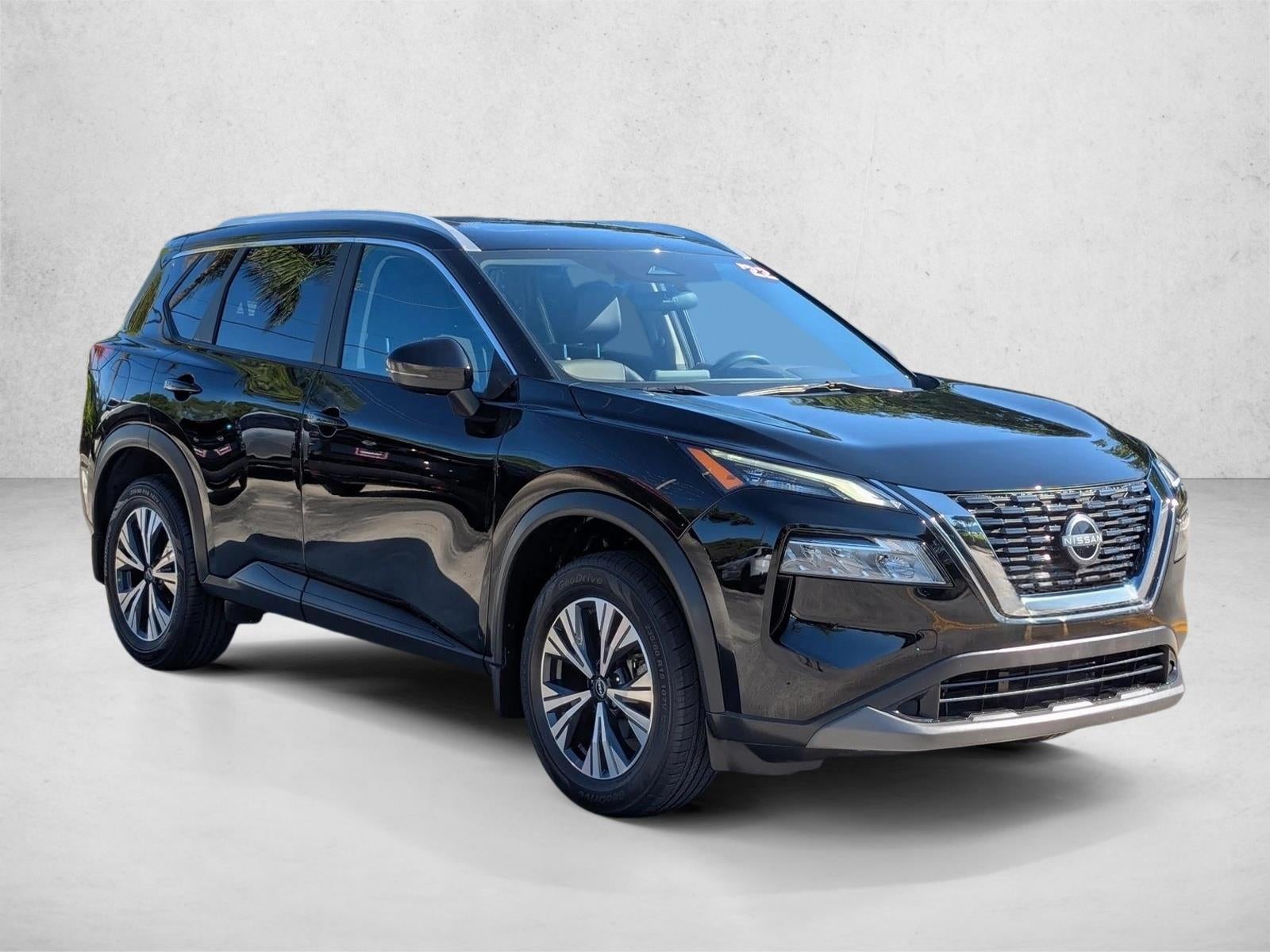 2022 Nissan Rogue FWD SV