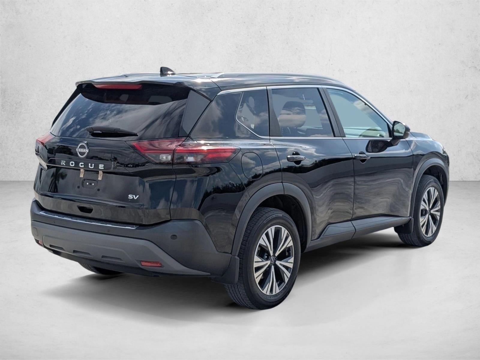 2022 Nissan Rogue FWD SV