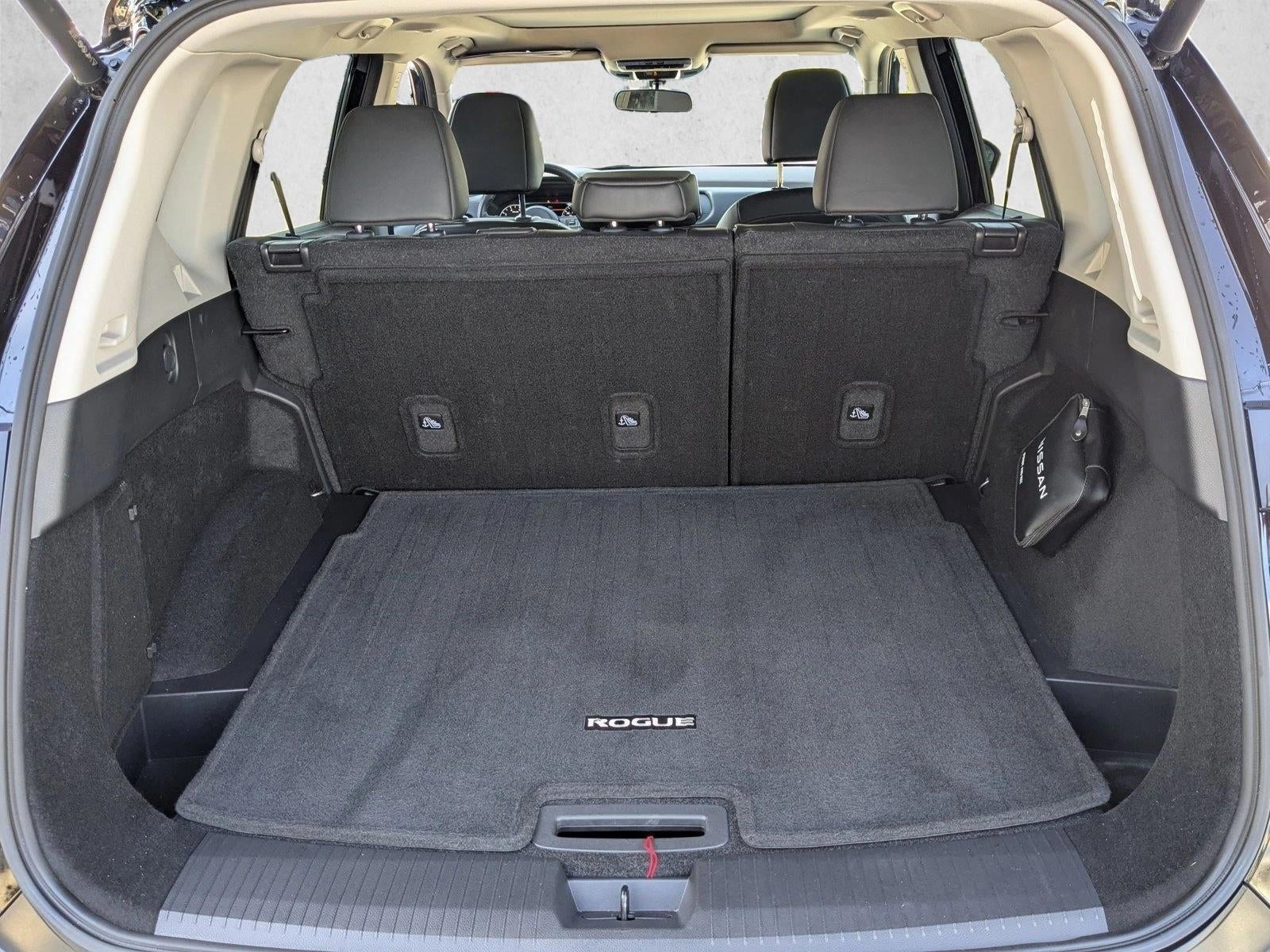 2022 Nissan Rogue FWD SV