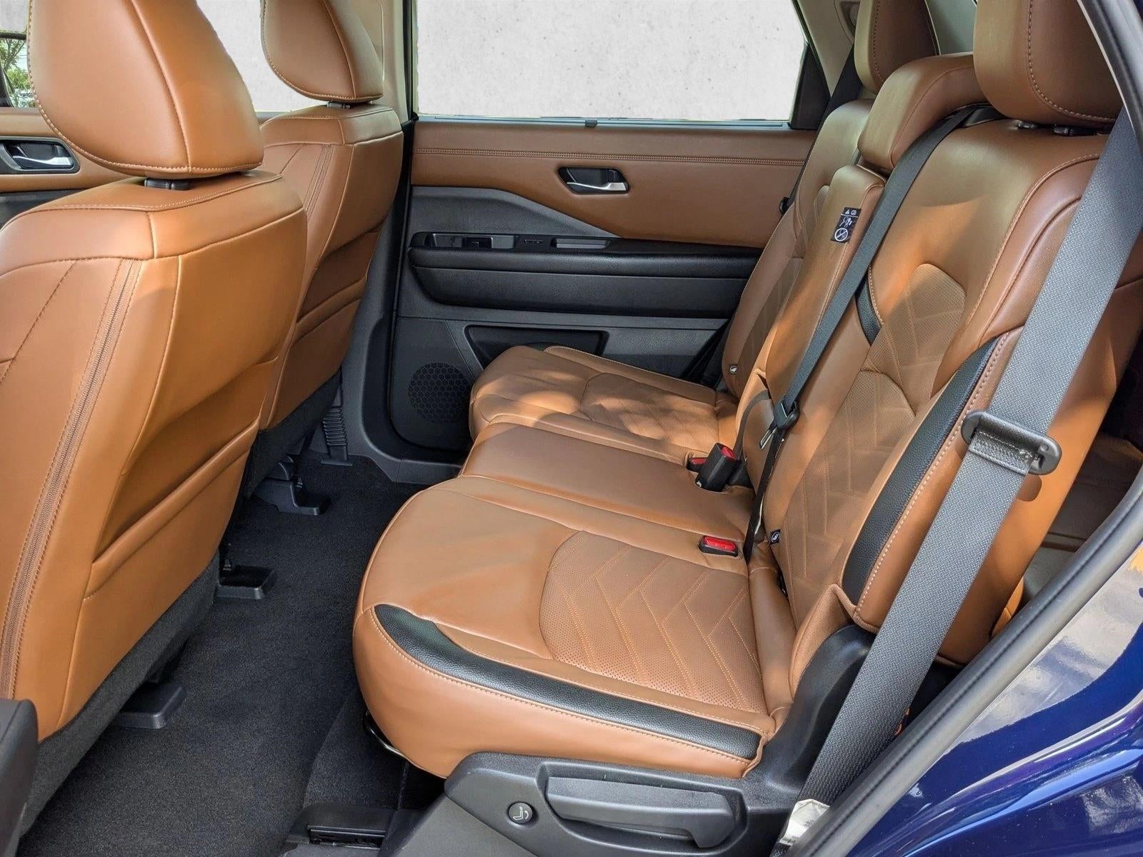 2023 Nissan Pathfinder Platinum 4WD