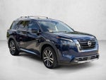 2023 Nissan Pathfinder Platinum 4WD