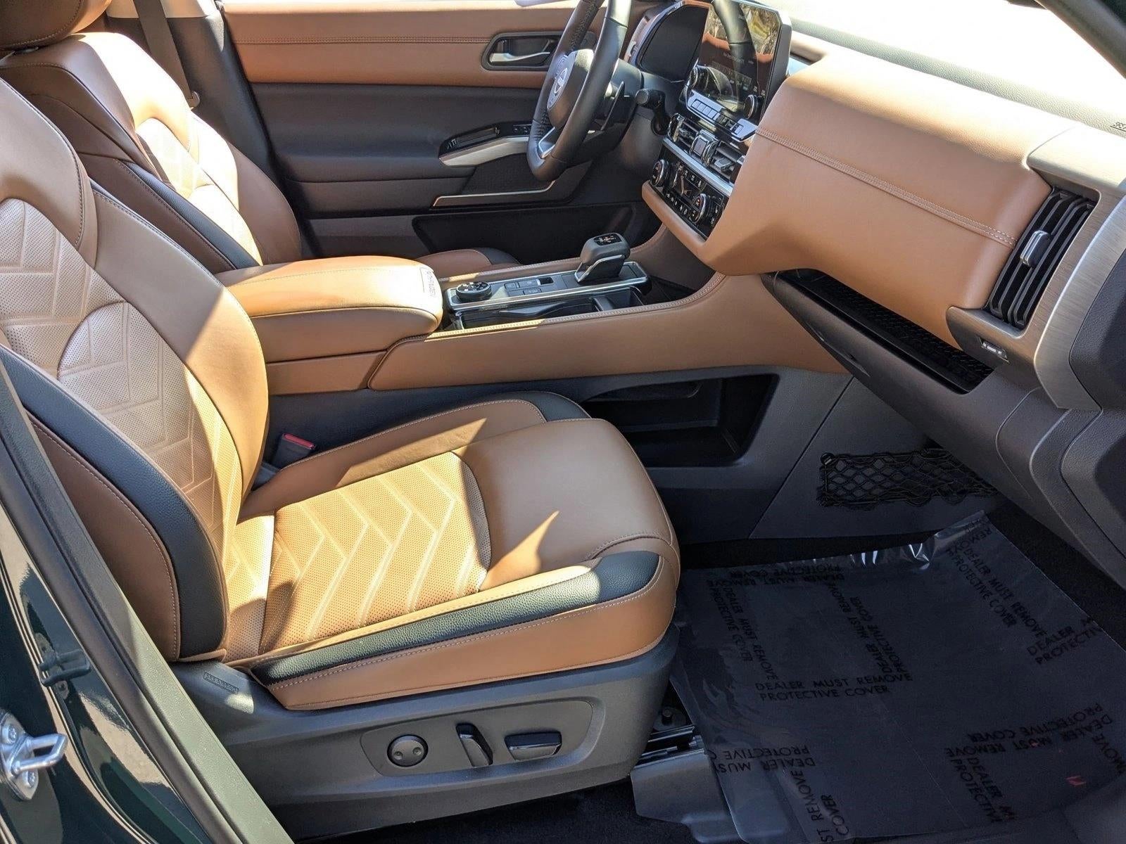 2025 Nissan Pathfinder Platinum 4WD